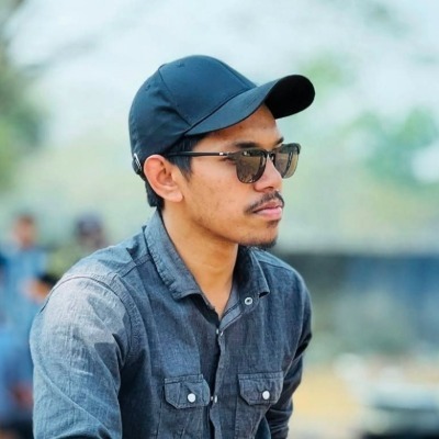 জুবায়ের হোসেন 